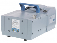 MD4 NT Vacuum Pump w/ IEC Plug EN 60320_noscript